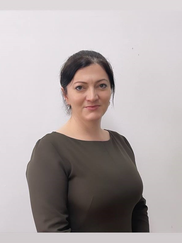 Абдулмуталимова Уздият Гасановна.