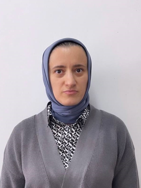 Алибекова Асият Хасбуллаевна.